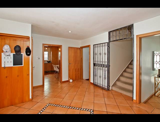 4 BEDROOM HOUSE FOR SALE IN KENSINGTON